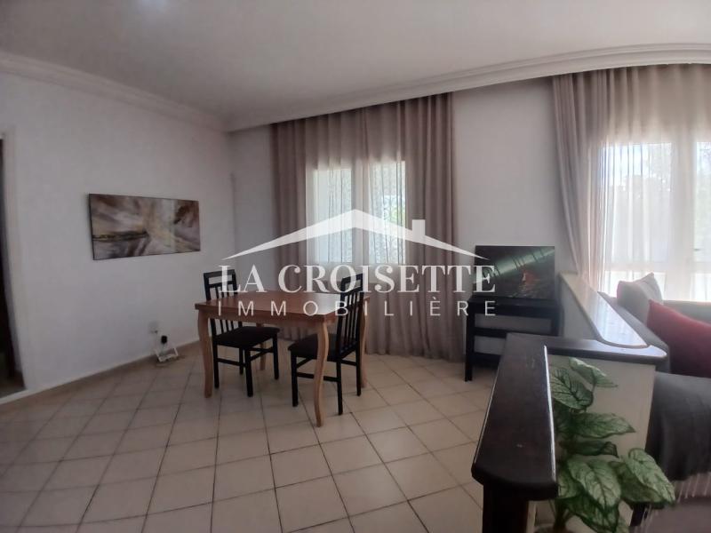 Duplex meublé S+3 vue sur mer avec jardin à Gammarth